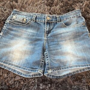 Seven 7 Womens sz 12 Short Blue Denim Med Wash Faded Mom Shorts Great Condition